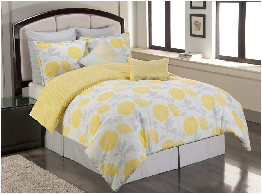 Girls Twin Bedding Sets with Yellow Sunflower Motif. 