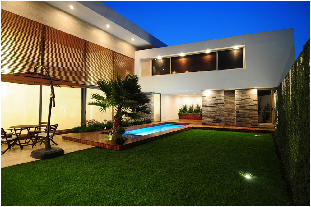 Modern Home Backyard Planning ideas